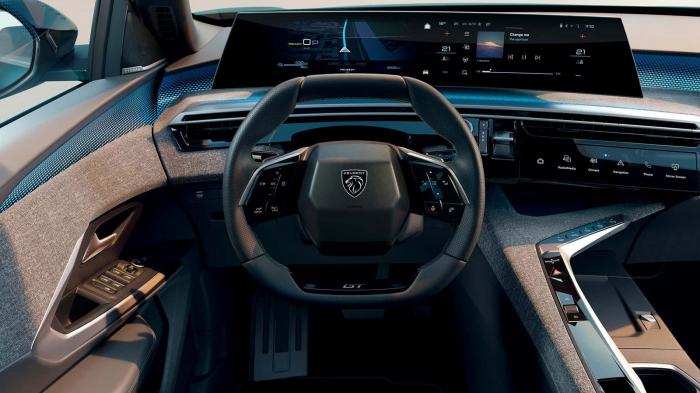 Η Peugeot αποκάλυψε το νέο Panoramic i-Cockpit 